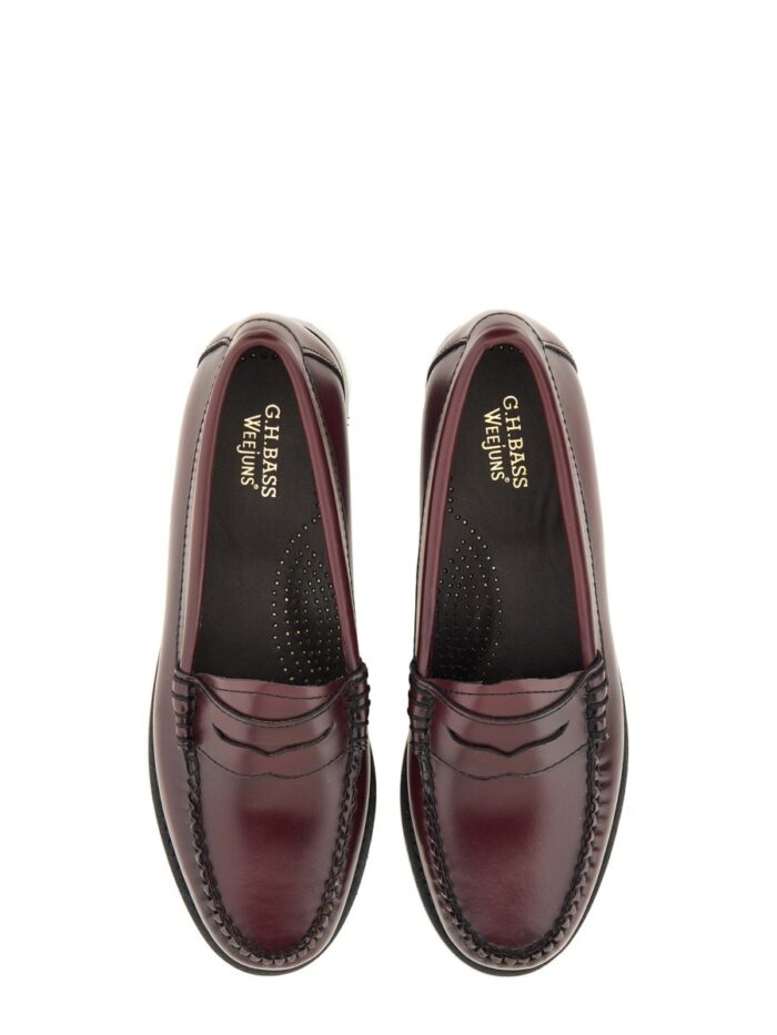 G.H. BASS MOCCASIN "WEEJUN"
