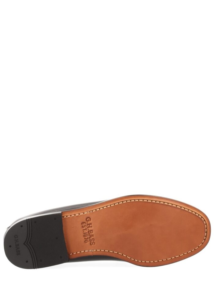g.h. bass moccasin "weejuns" G.H. BASS MOCCASIN "WEEJUNS"