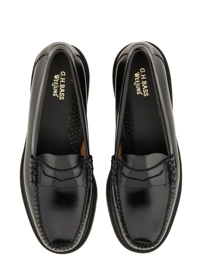 G.H. BASS MOCCASIN "WEEJUNS STEP LARSON PENNY"
