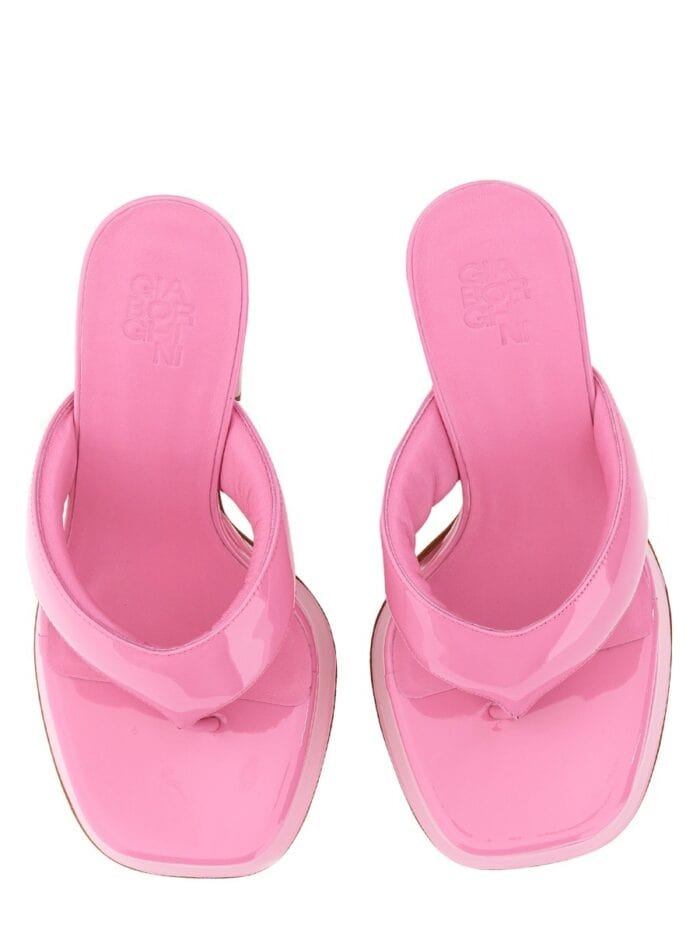 GIA BORGHINI PATENT SANDAL.