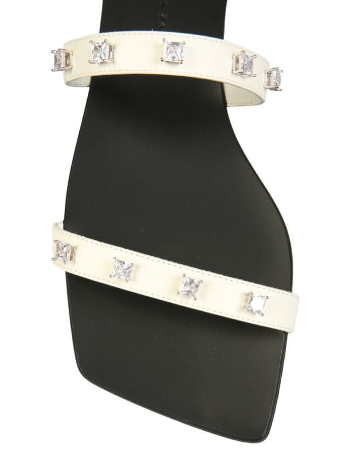 Giuseppe Zanotti LOW SANDALS WITH STONES