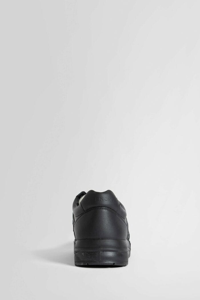 GIVENCHY G4 Low Sneakers