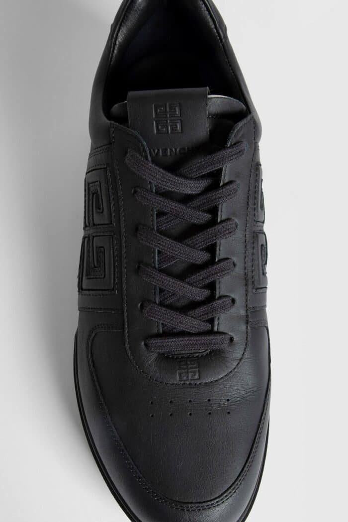 GIVENCHY G4 Low Sneakers