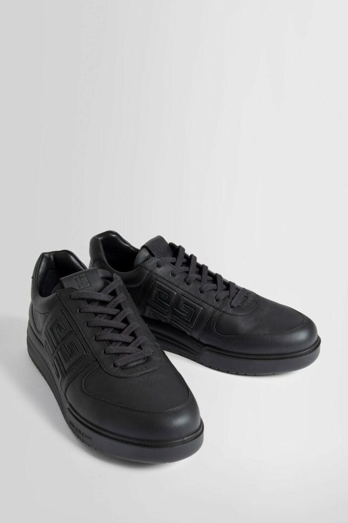 GIVENCHY G4 Low Sneakers