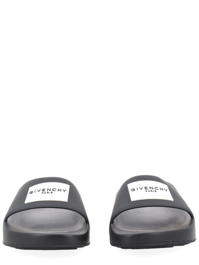 Givenchy MULE PIATTA "LABEL SLIDE"
