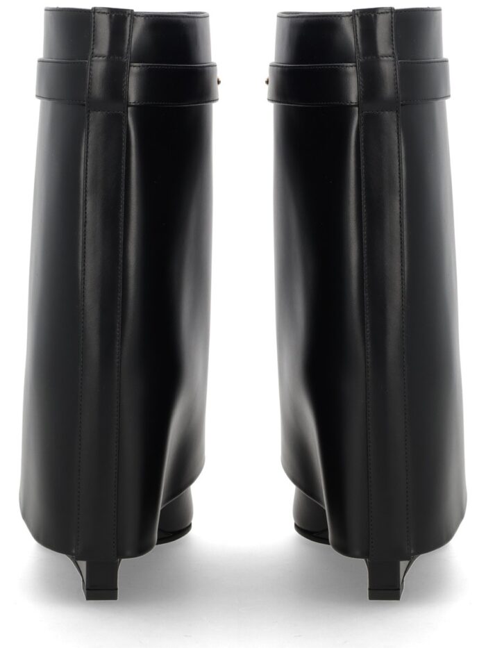 Givenchy STIVALE "SHARK PINCH"