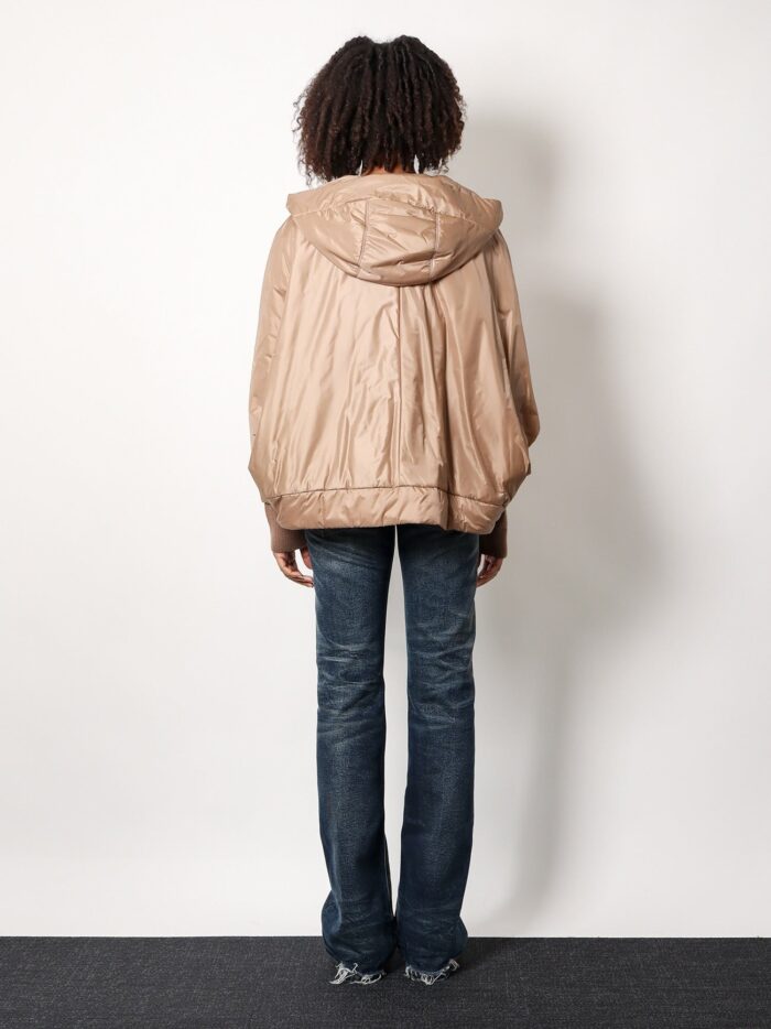 Greenre Max Mara The Cube Cape