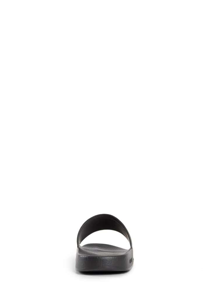 GUCCI Gg Supreme Canvas Slides