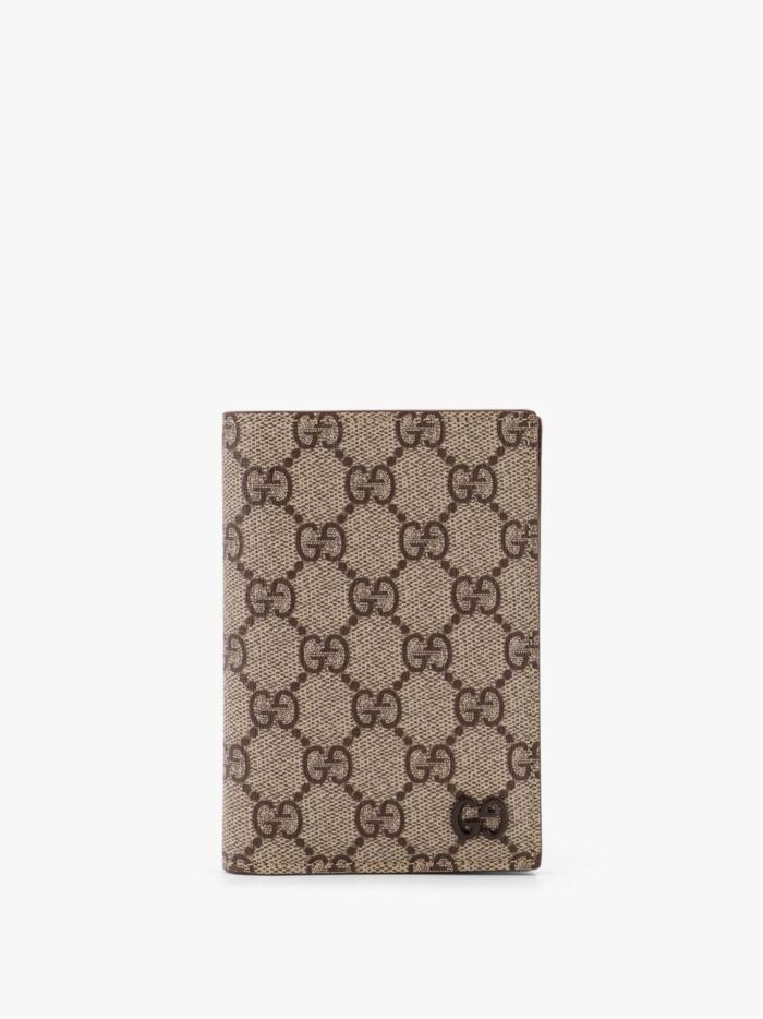 Gucci Gg Supreme Fabric Passport Case