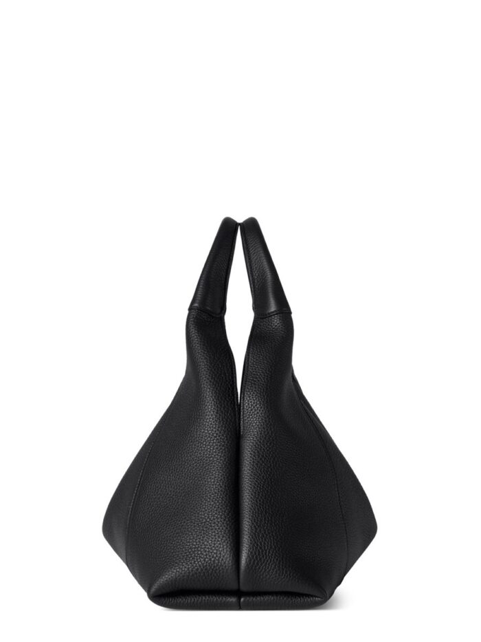 gucci "softbit" maxi shoulder bag Gucci "SOFTBIT" MAXI SHOULDER BAG