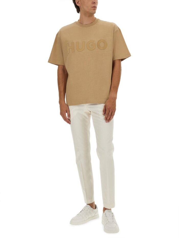 Hugo OVERSIZED LOGO T-SHIRT