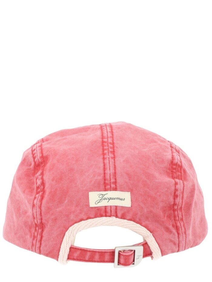 JACQUEMUS CAPPELLO "LA CASQUETTE GARDIAN" CON LOGO