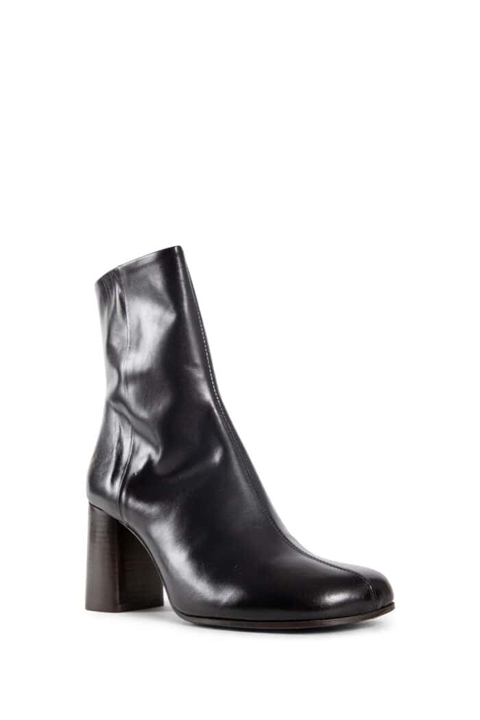 LEMAIRE Anatomic Leather Ankle Boots