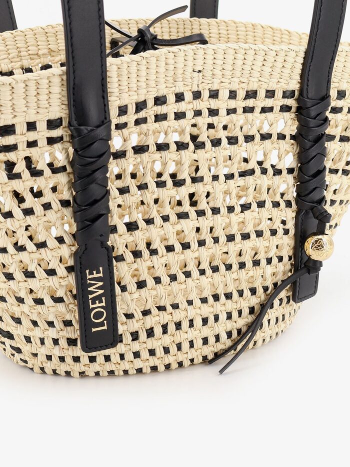 LOEWE Paula's Ibiza -Braid Basket Small Iraca Palm Leaf Shoulder Bag