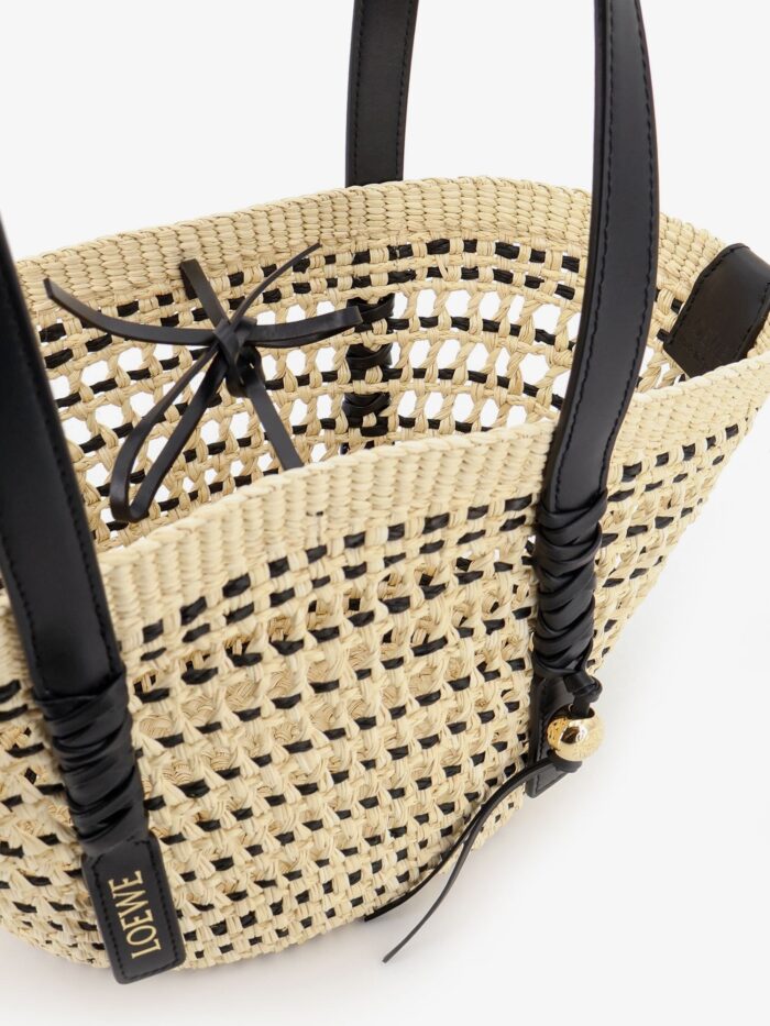 LOEWE Paula's Ibiza -Braid Basket Small Iraca Palm Leaf Shoulder Bag