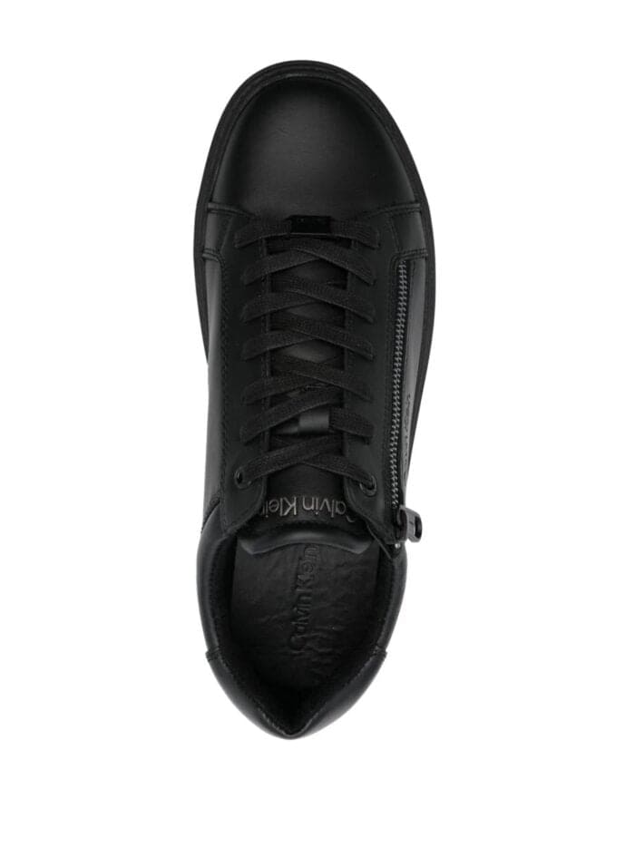 Low Top Lace Up Sport Shoe