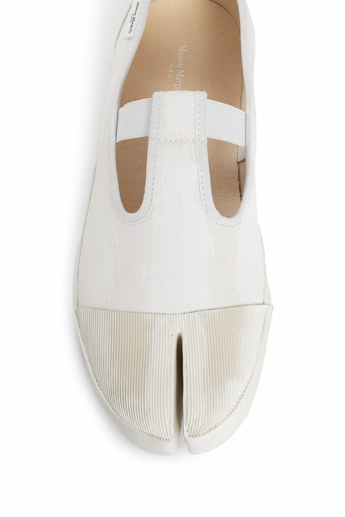 MAISON MARGIELA On The Deck Tabi Mary Jane Bianchetto Sneakers