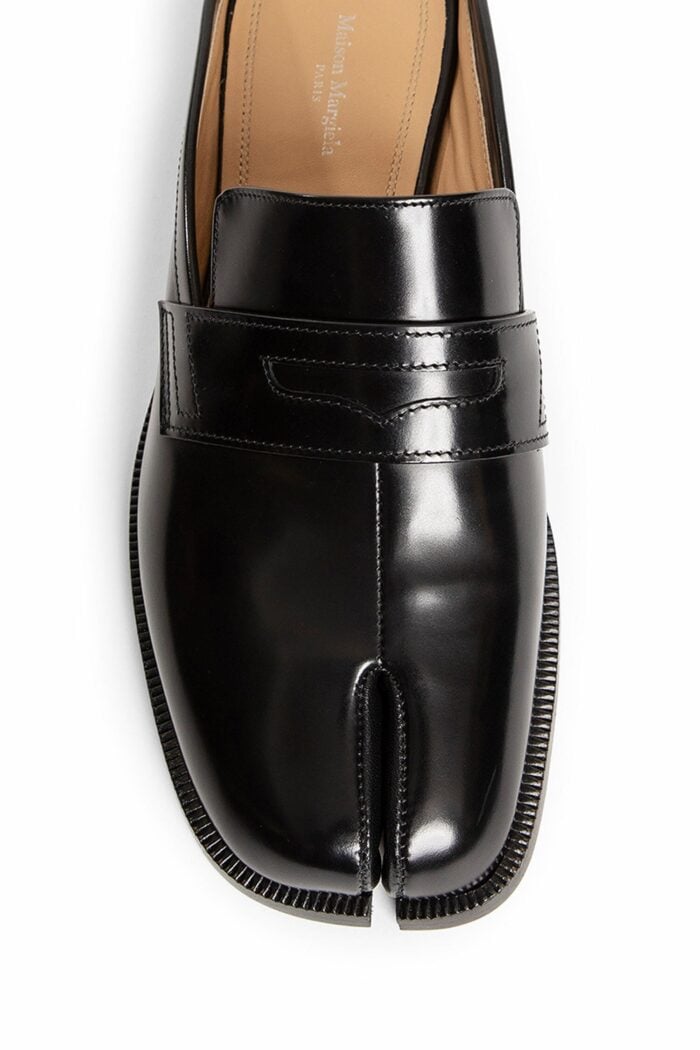 MAISON MARGIELA Open Back Tabi Loafers