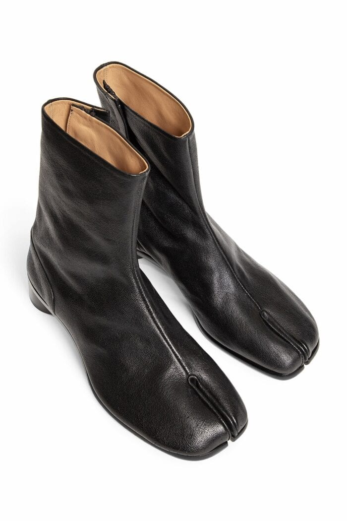 MAISON MARGIELA Tabi Ankle Boots