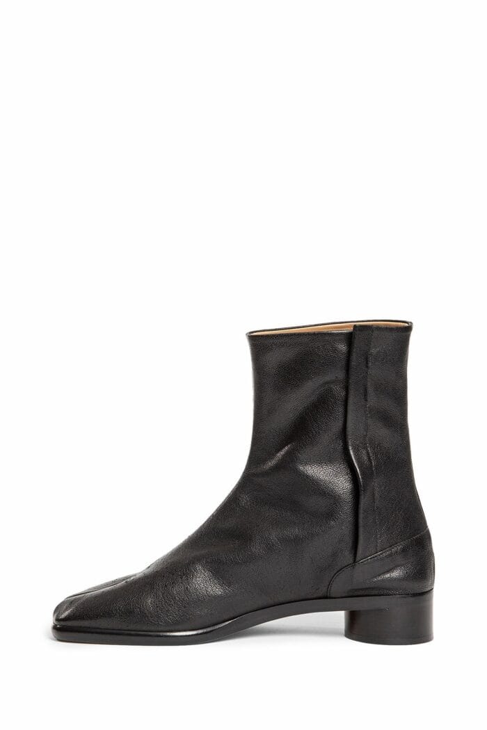 MAISON MARGIELA Tabi Ankle Boots