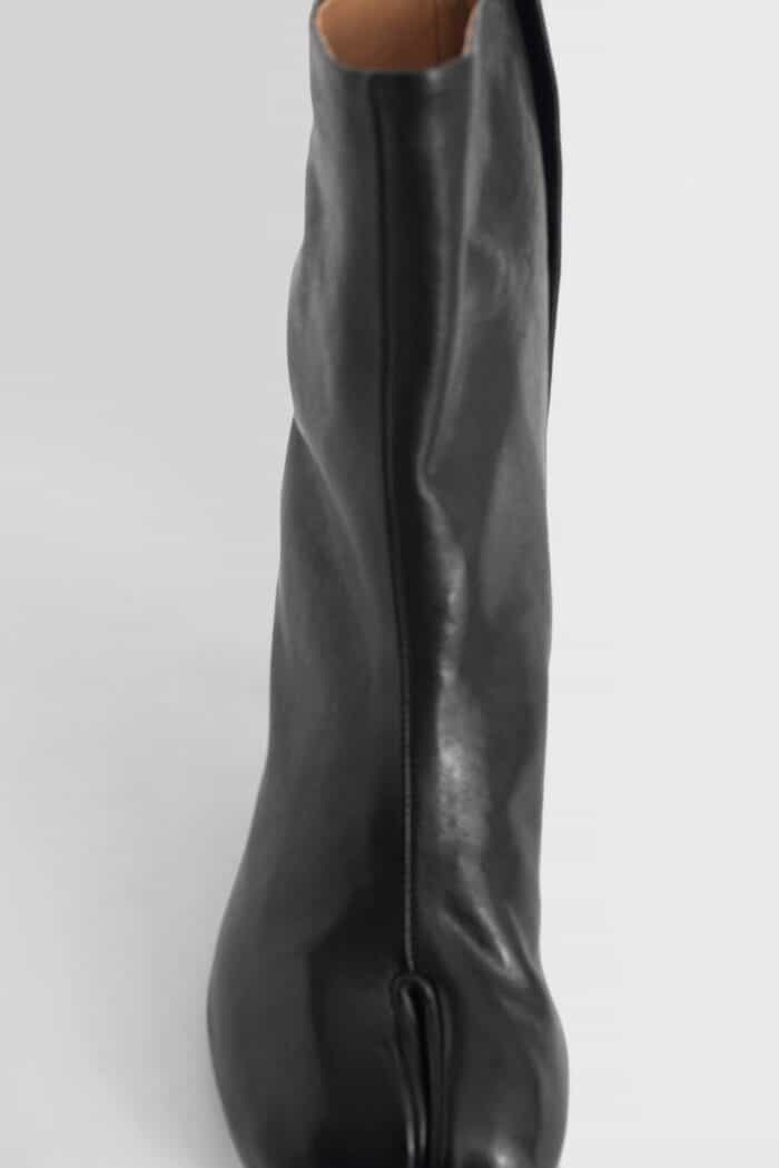 MAISON MARGIELA Tabi Leather Boots