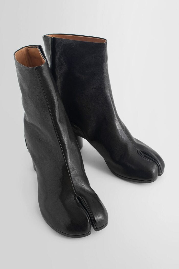 MAISON MARGIELA Tabi Leather Boots