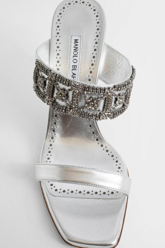manolo blahnik larapa 90 nappa leather embellished mules MANOLO BLAHNIK Larapa 90 Nappa Leather Embellished Mules