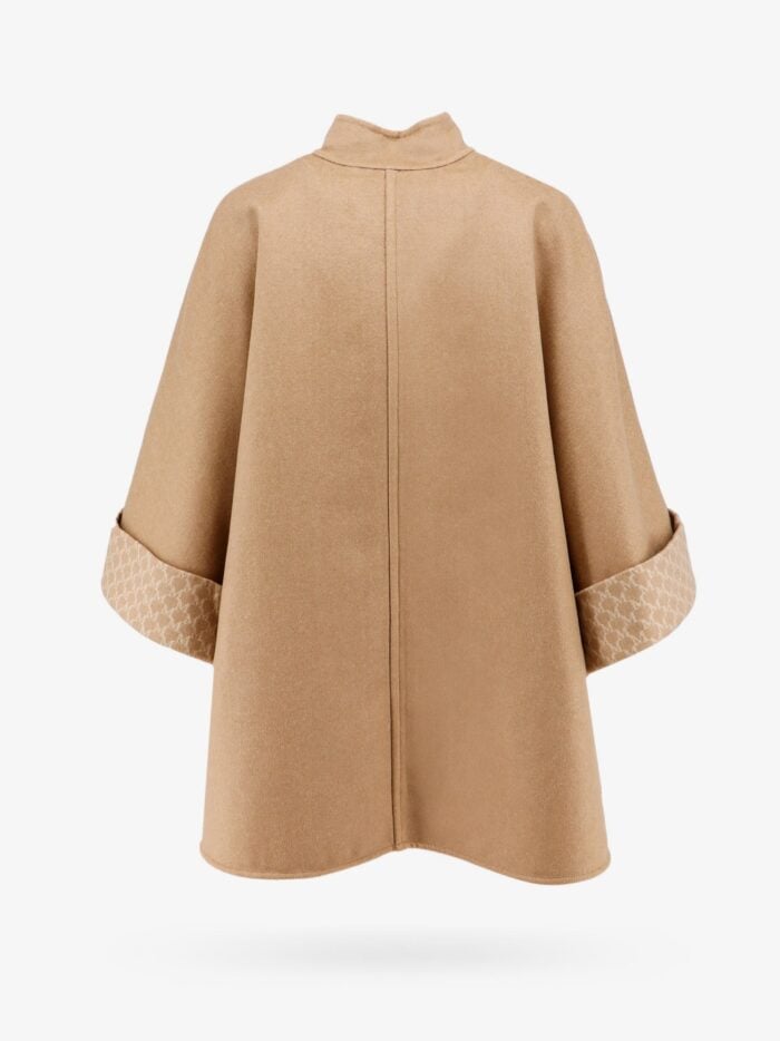 Max Mara Virgin Wool And Cashmere Cape Wih Pockets On The Front