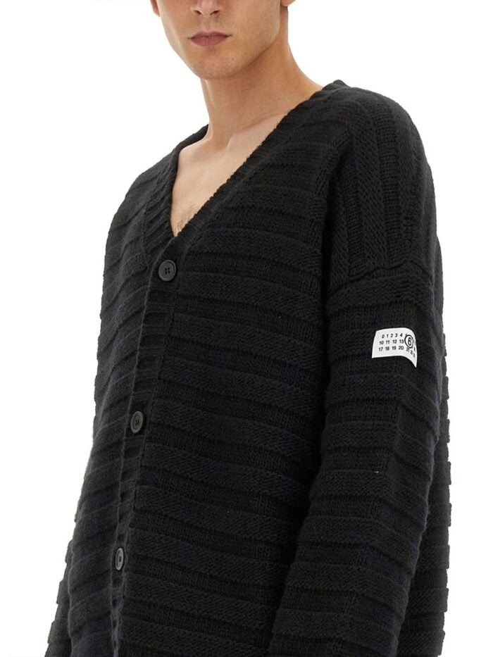 MM6 MAISON MARGIELA CARDIGAN CON SCOLLO A V
