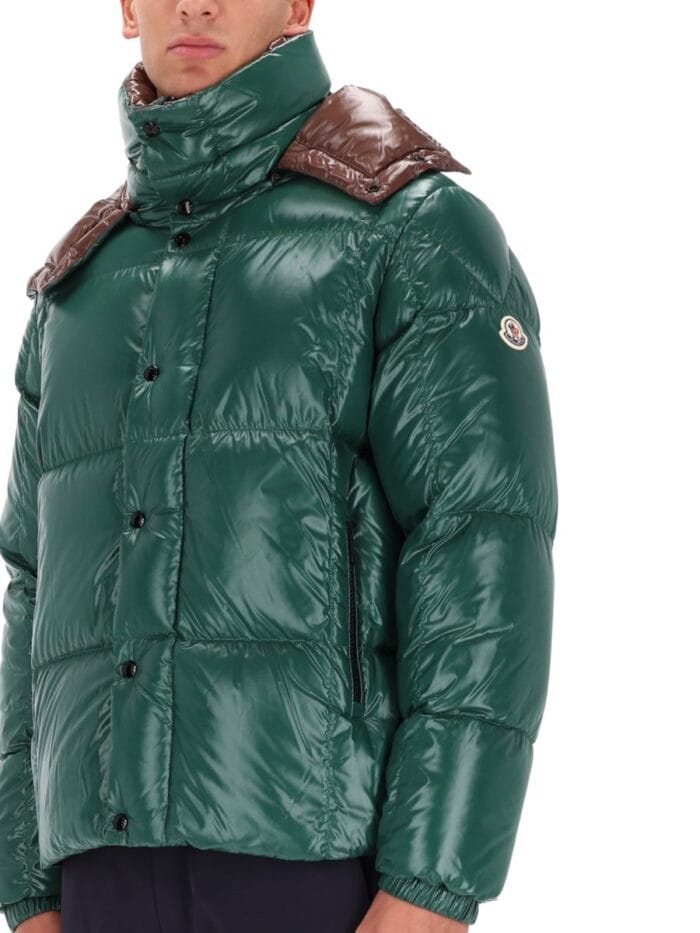 Moncler SHORT DOWN JACKET "PARANA"