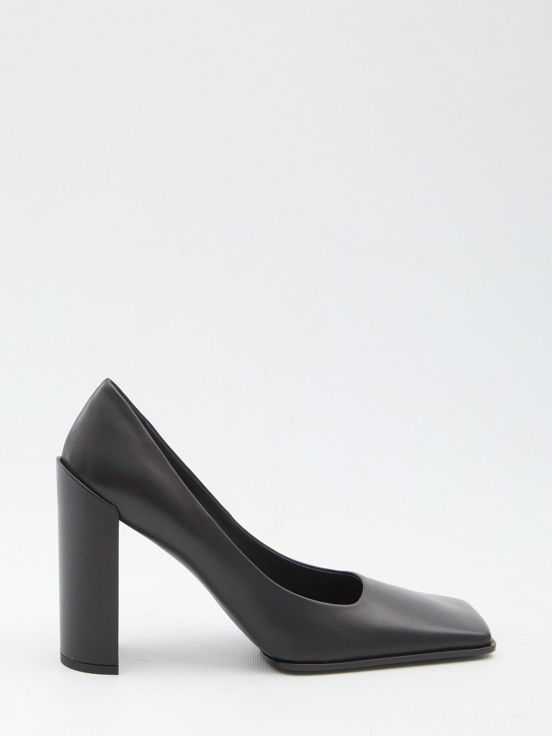 Alaia Square-toed pumps