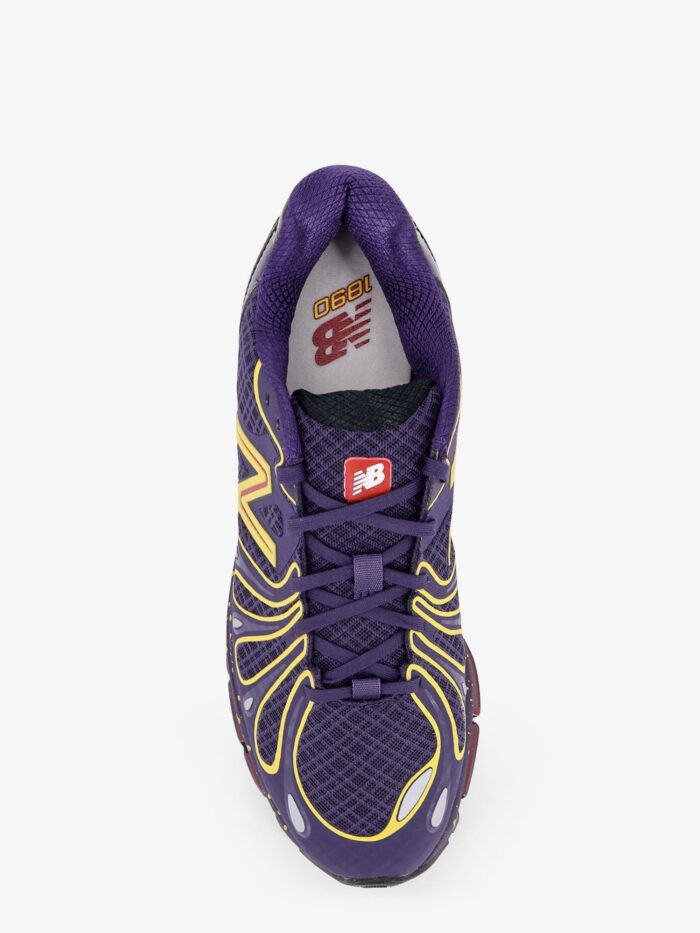 New Balance 18909 Mesh Sneakers With Contrasting Side Logo