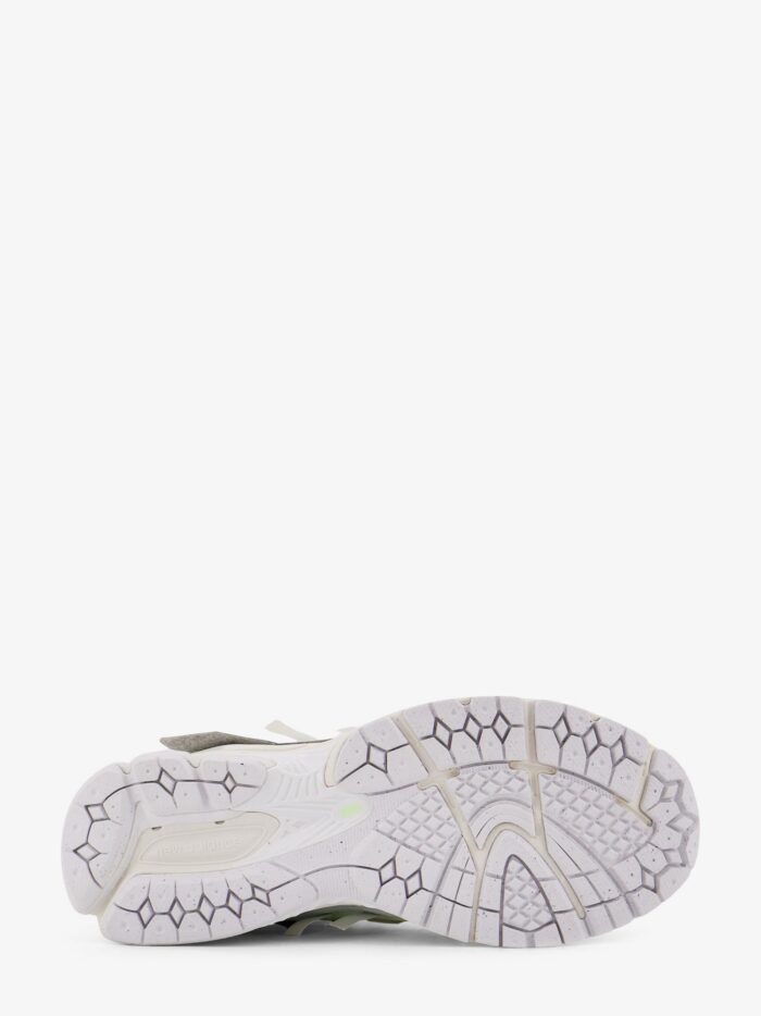 New Balance 1906A Mesh Low-top Sneakers