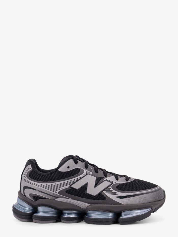 New Balance 2000 Mesh Low-top Sneakers