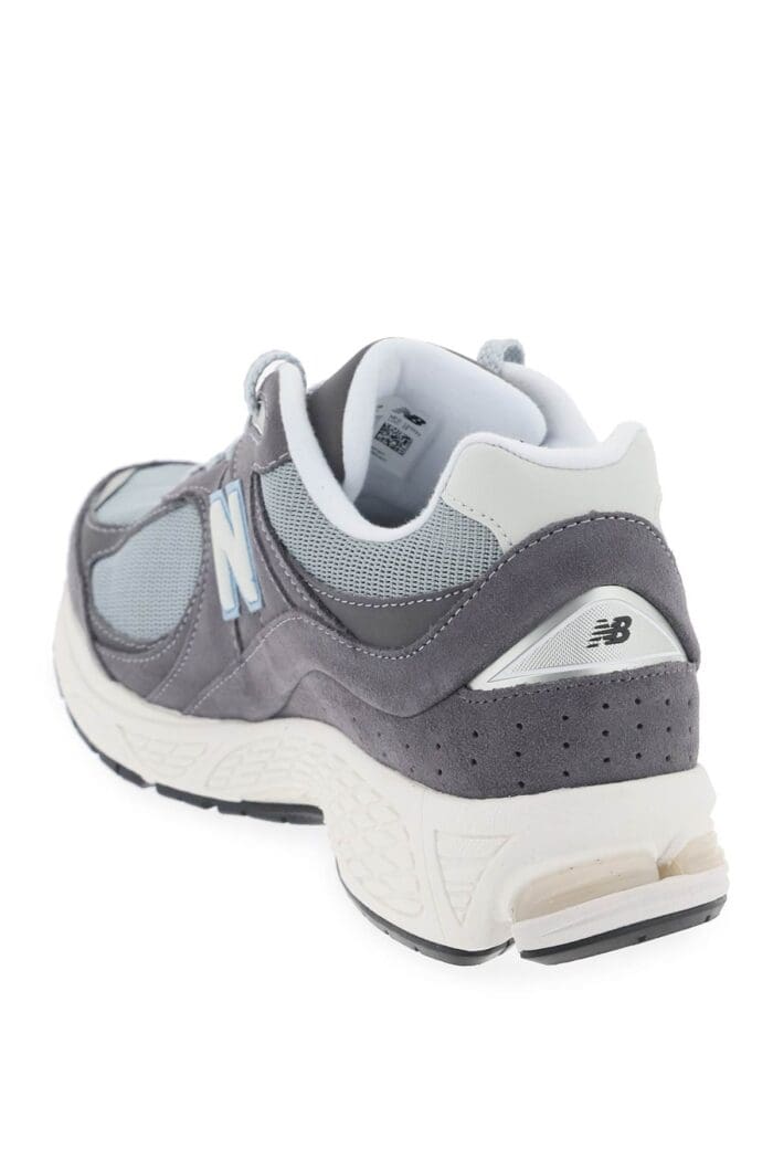 NEW BALANCE 2002r Sneakers