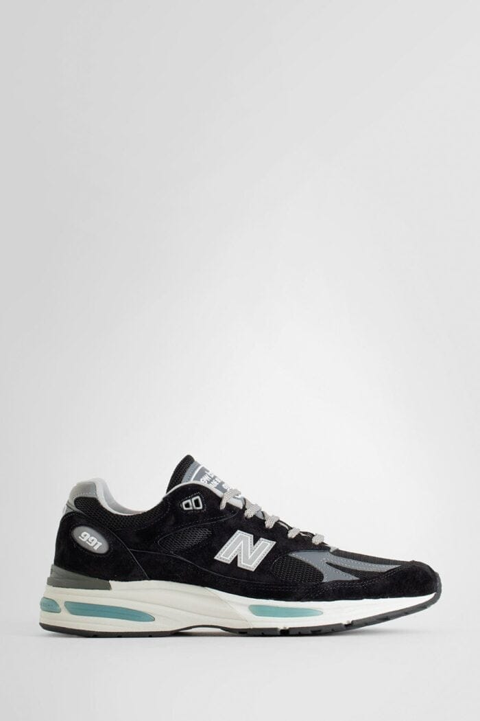 NEW BALANCE 991 V2 Made In England Sneakers