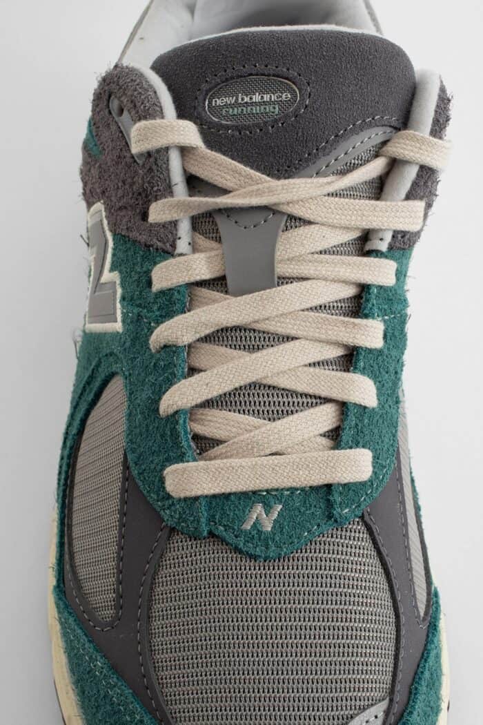 NEW BALANCE M2002rem Sneakers