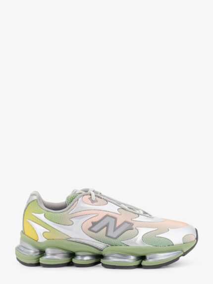 New Balance Sneakers 20006 In Tessuto Tecnico Con Logo Laterale