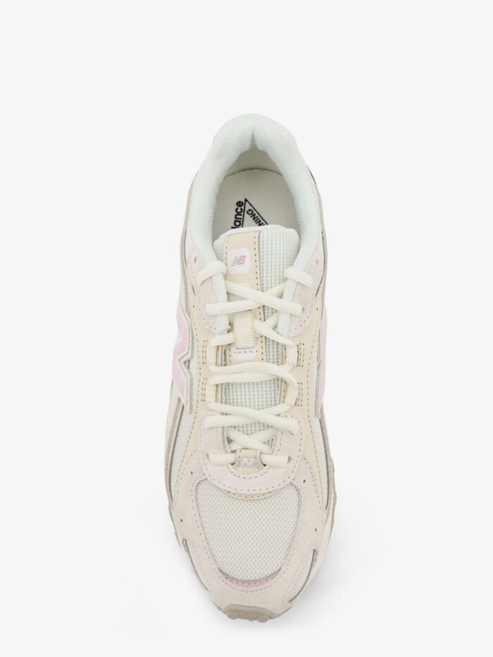 New Balance U204L5 Mesh Sneakers With Suede Inserts