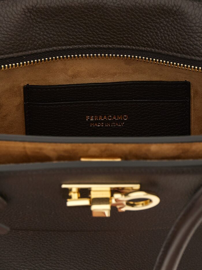 Ferragamo 'NewFerragamo StudioSoft EastWest(M)' Shoulder Bag