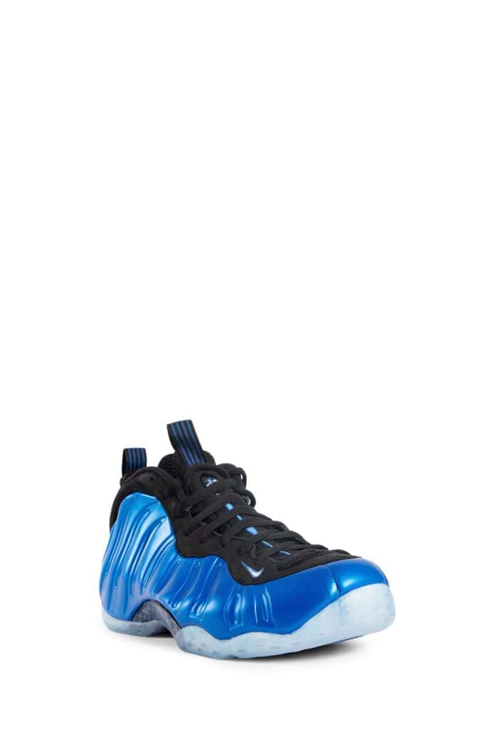 NIKE Air Foamposite One Sneakers