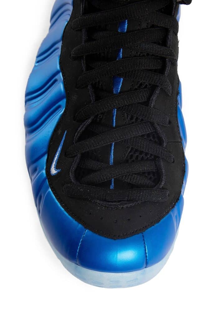 NIKE Air Foamposite One Sneakers