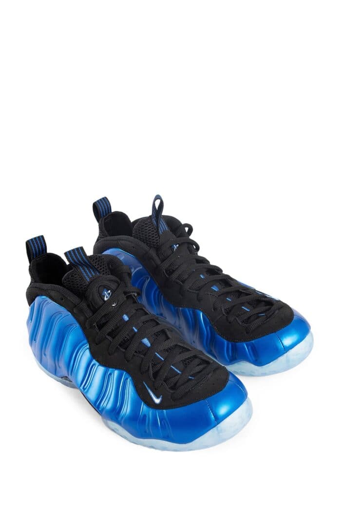 NIKE Air Foamposite One Sneakers