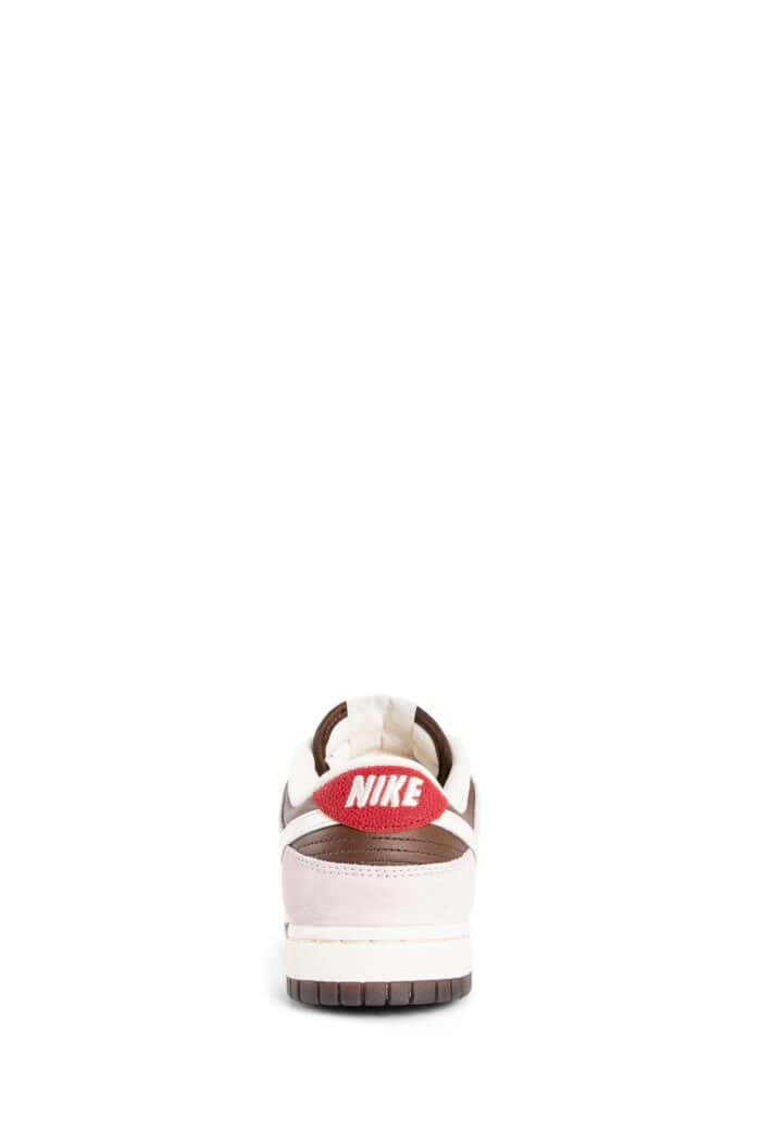 Nike Dunk Low Neapolitan Sneakers