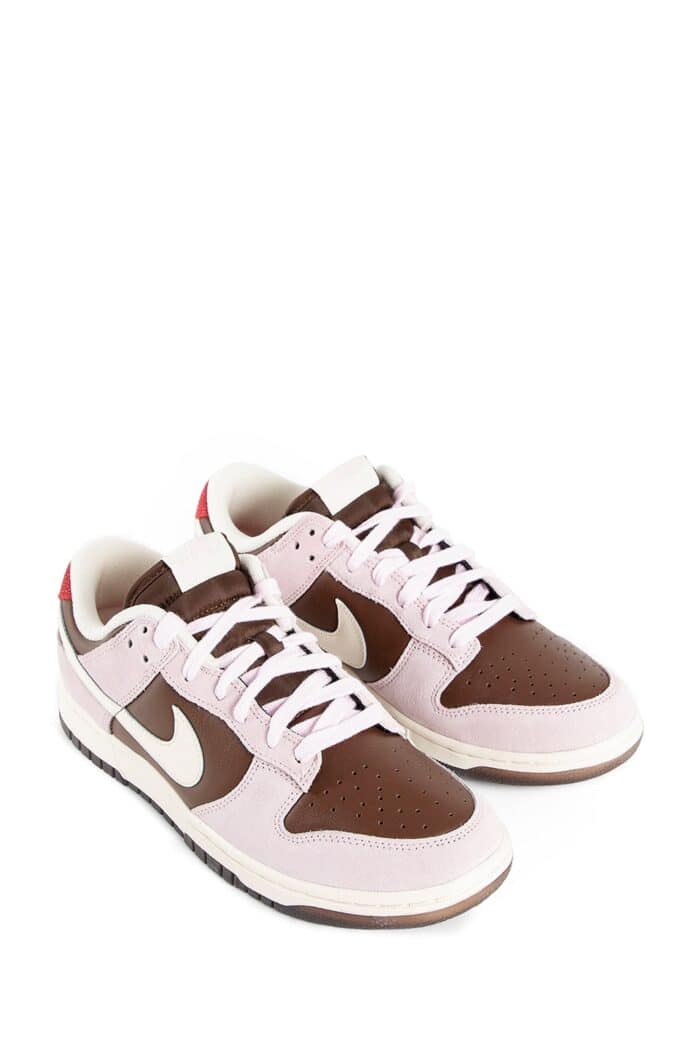 Nike Dunk Low Neapolitan Sneakers