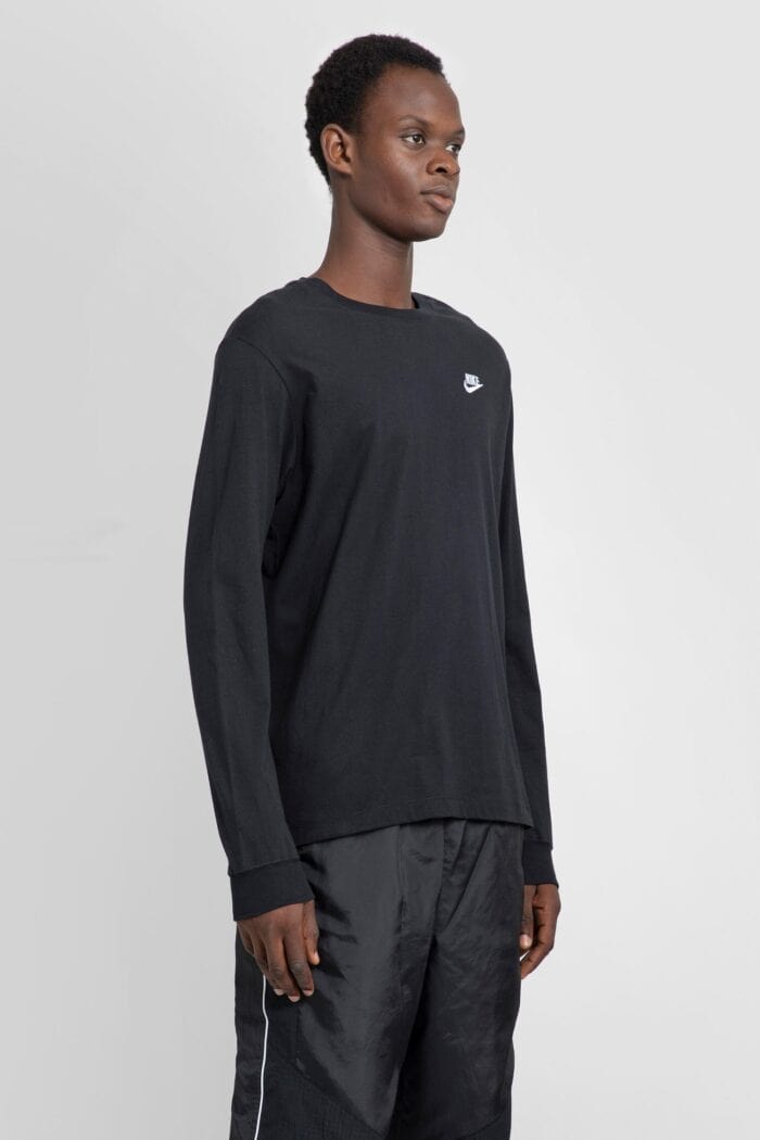 NIKE Long Sleeve T-shirt