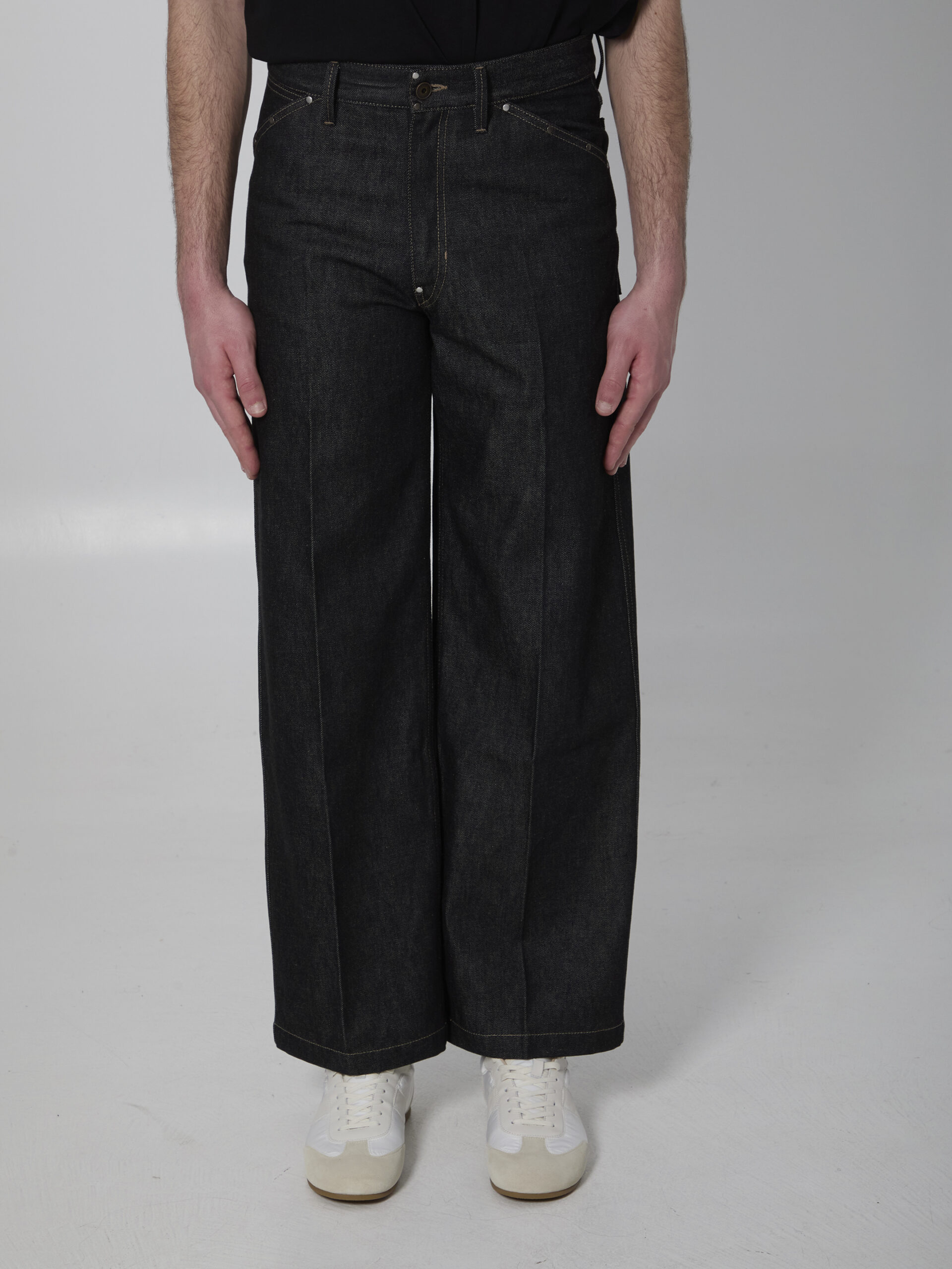 Lemaire Wide-leg jeans with studs