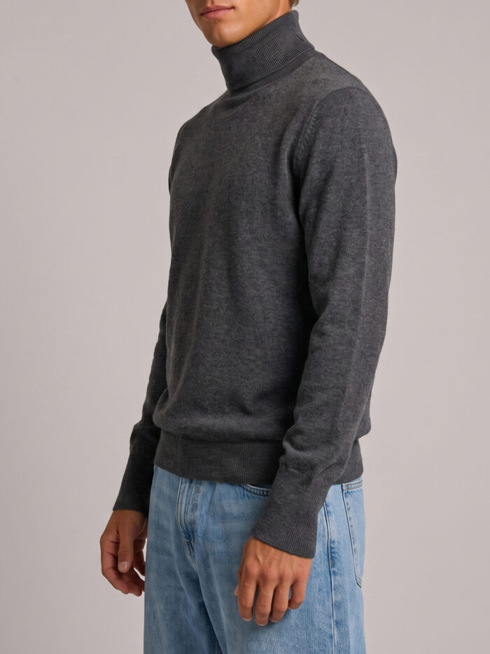 Ballantyne Derby grey cashmere turtleneck