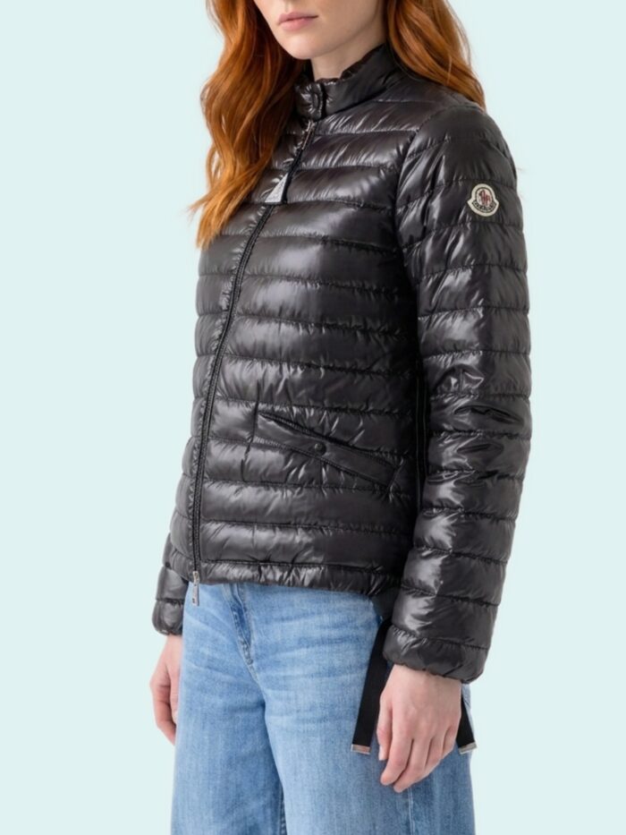 Moncler Short Azalee down jacket