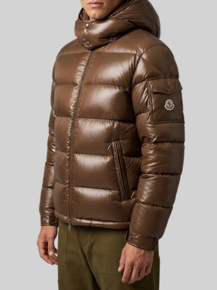 Moncler Short Maya down jacket